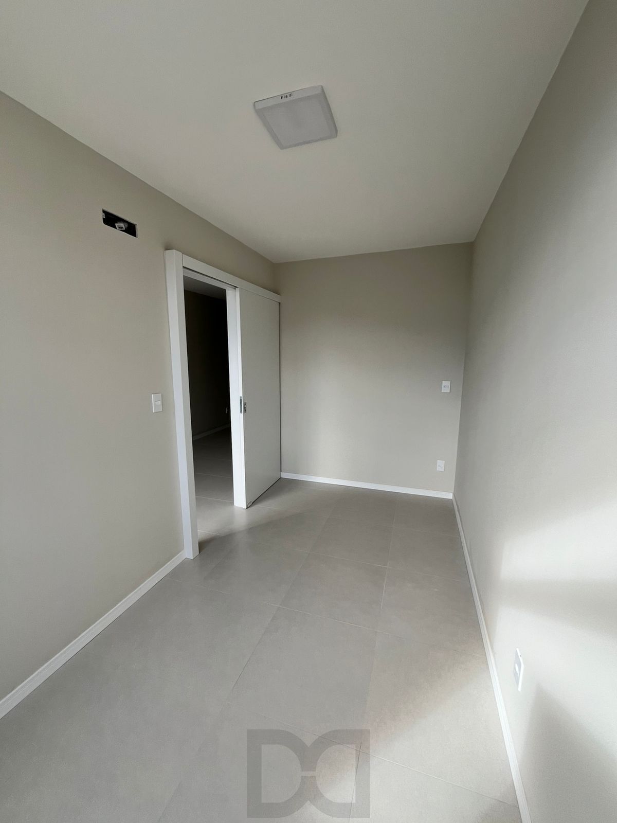 Lindo apto de 01 dorm, com 50 m2, no Passo da Areia, próximo ao Shopping Wallig — foto 15