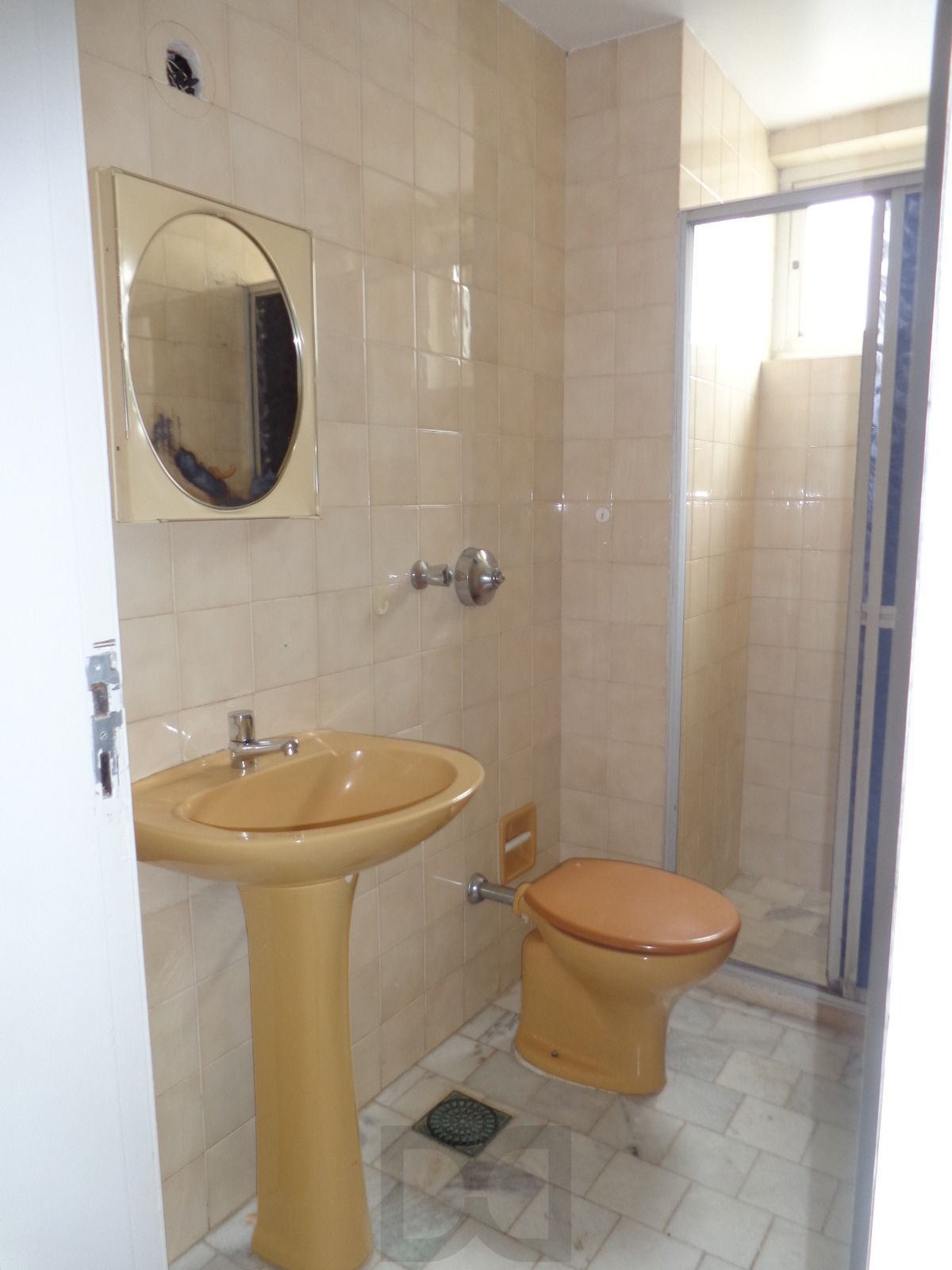 Apto de 01 dormitório, com vaga de garagem e elevador — foto 21