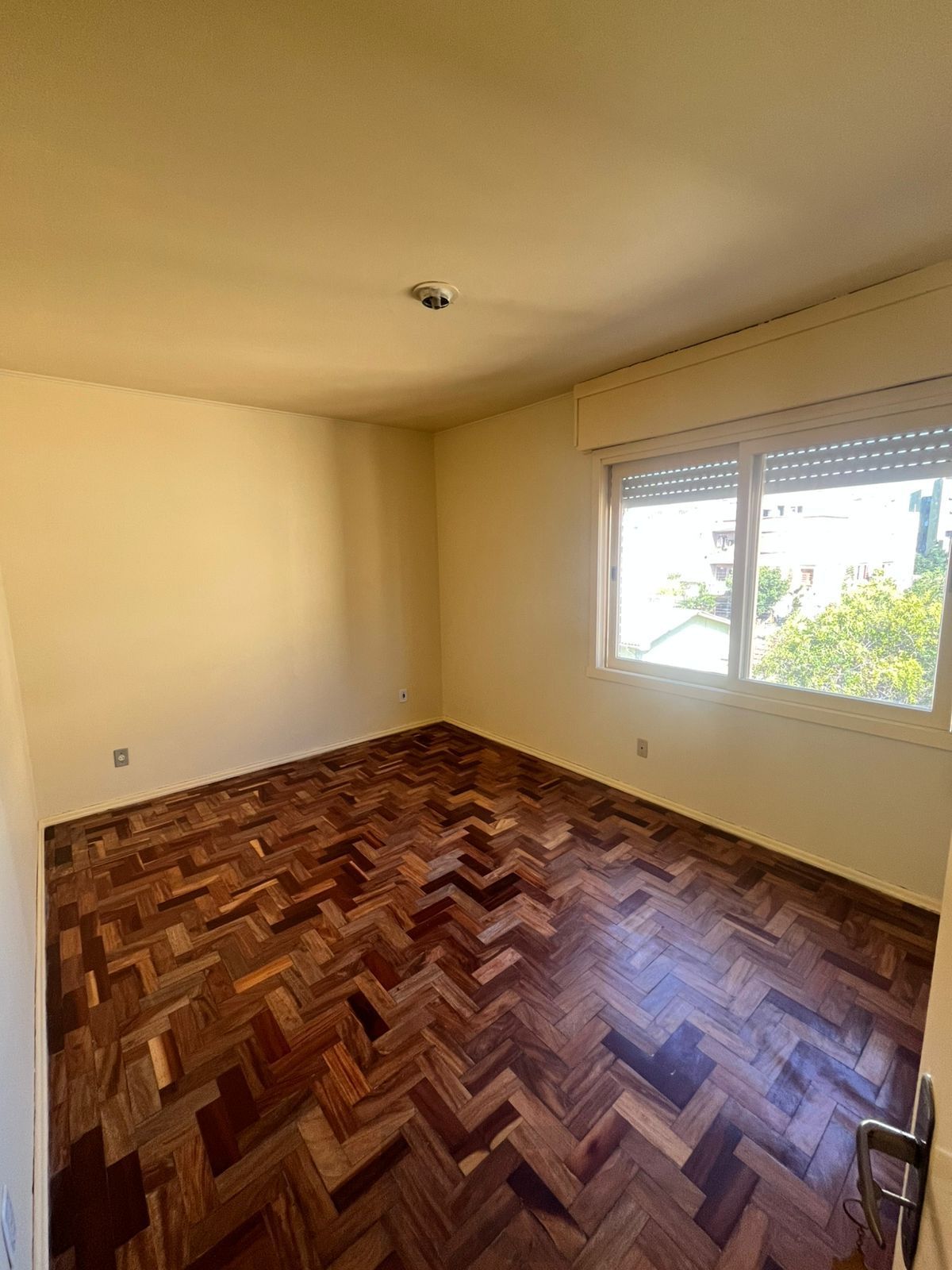 02 dorm, 73 m², sol da tarde, com vaga, dep e banho aux, no Passo da Areia — foto 12