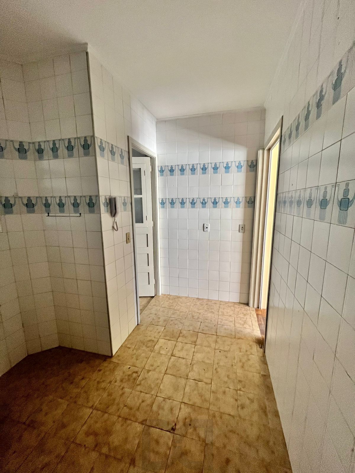 02 dorm, 73 m², sol da tarde, com vaga, dep e banho aux, no Passo da Areia — foto 11