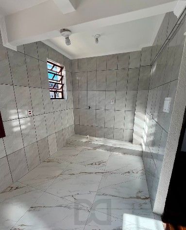 Apto de 02 dorm, sala, banho, cozinha, todo reformado, piso parquet, 01 vaga — foto 17