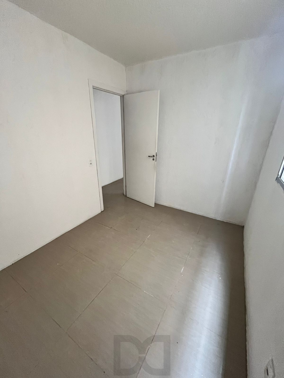 Apto 2 Dormitórios, Térreo, Sala, Cozinha, Banheiro, 01 vaga garagem-rotativa — foto 9