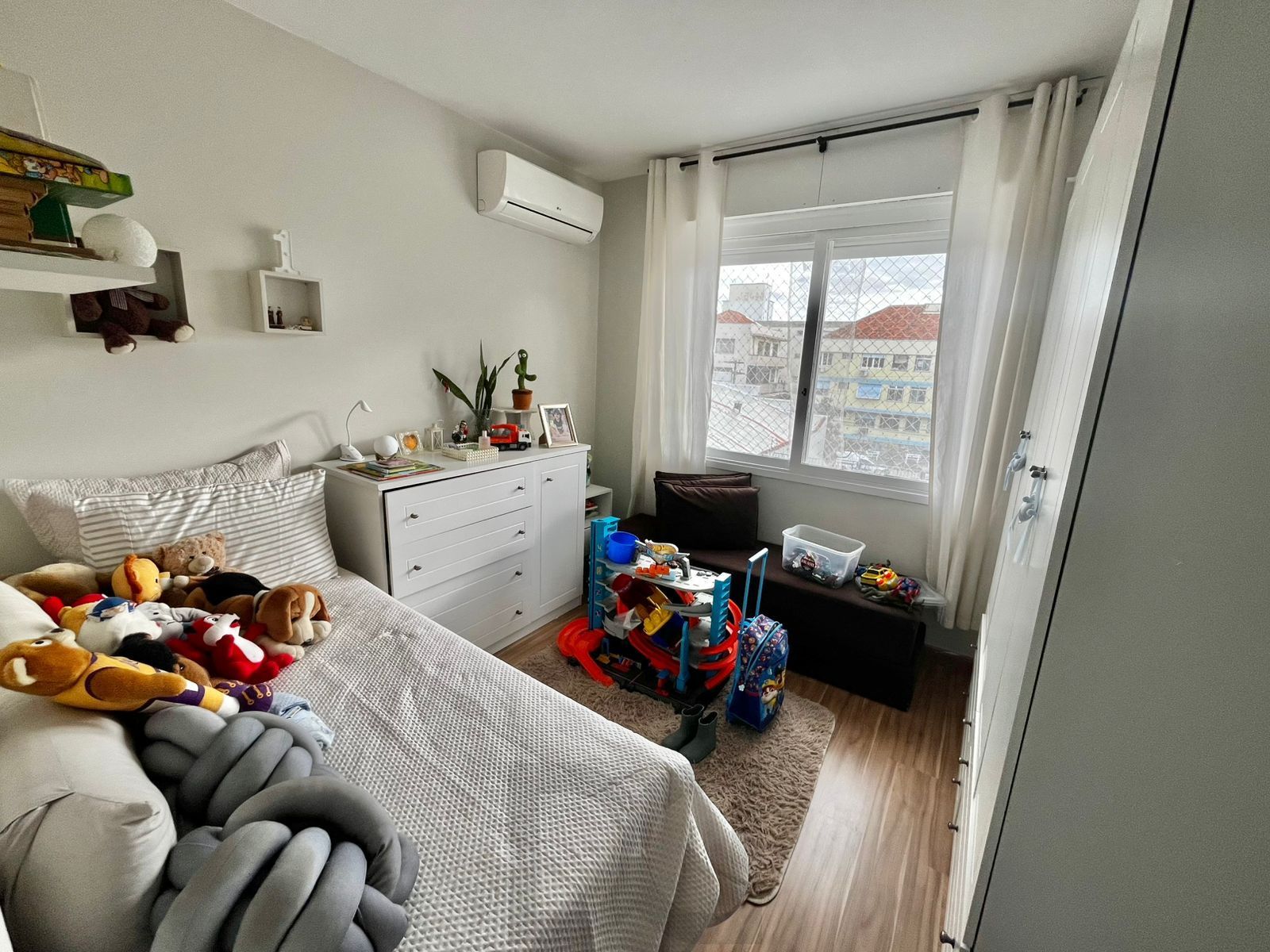 Dorm solteiro