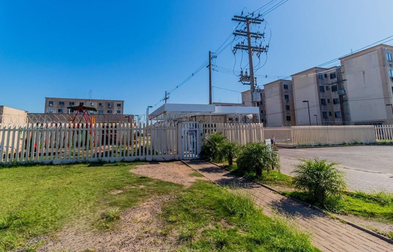 Apto 1 Dormitórios, Térreo, Sala, Cozinha, Banheiro, reformado e 01 vaga garagem — foto 6