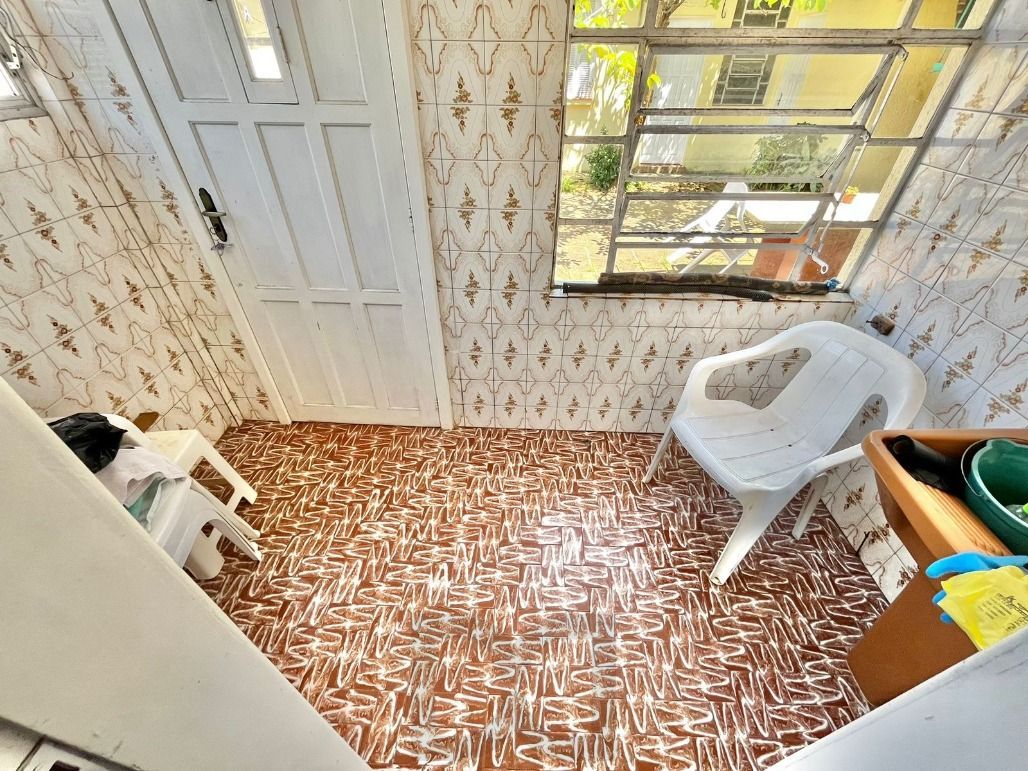 Boa casa térrea, com 03 dormitórios (sendo 01 suíte), sala, 02 banheiros — foto 32