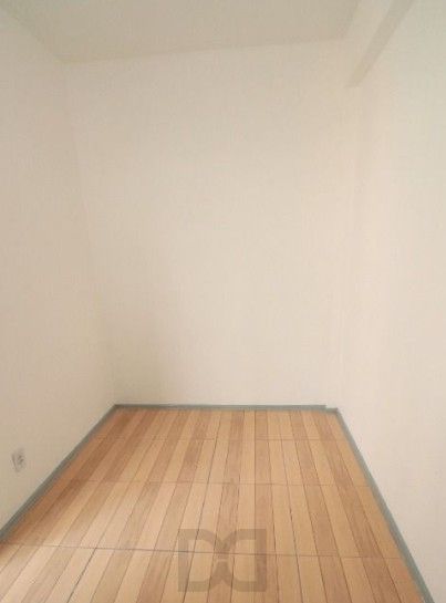 Apto 02 dorm e 01 vaga, sala, coz, dep emp, frente, 77 m2, Bairro Passo da Areia — foto 15