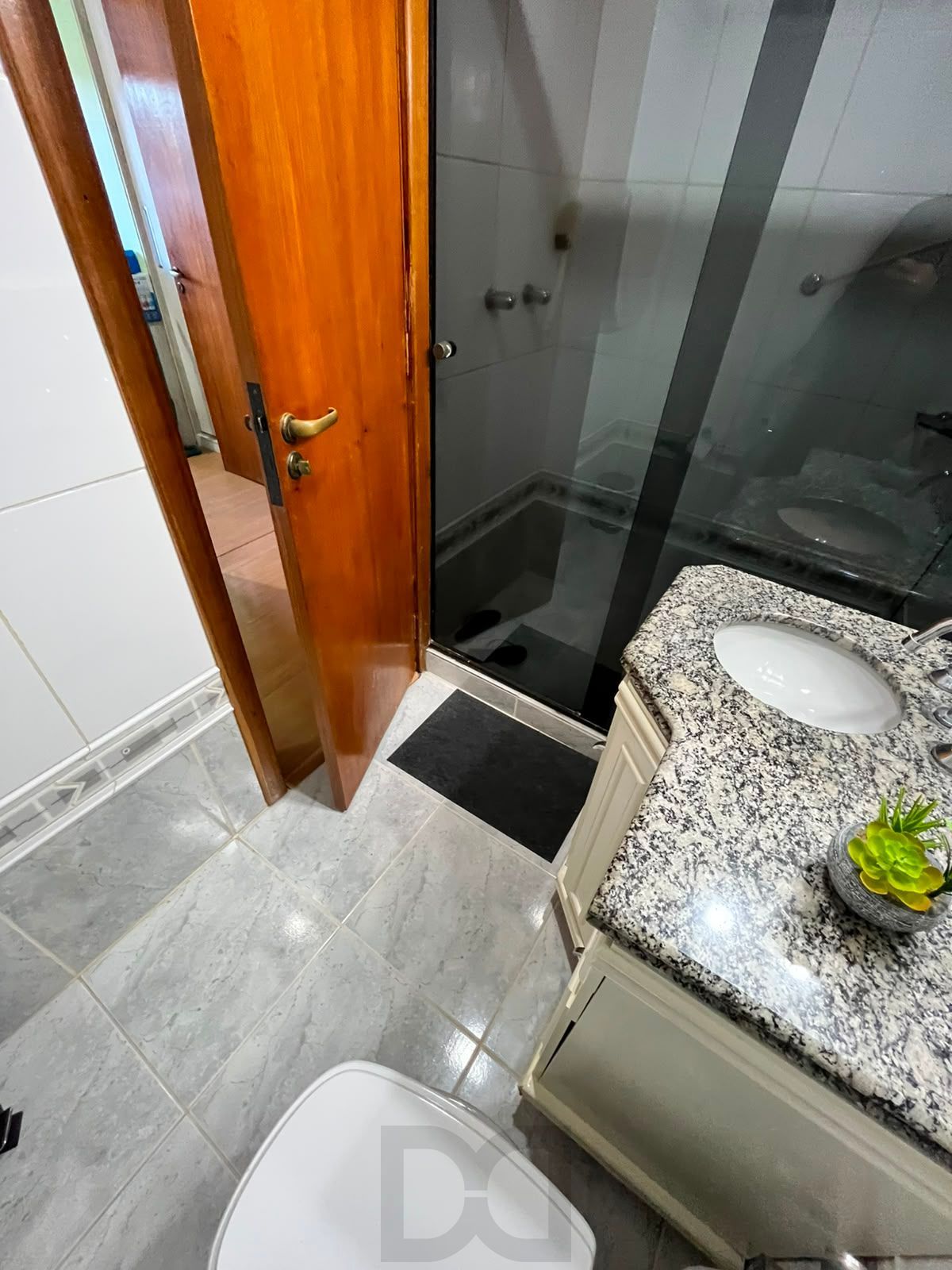 Apto 03 dorm com suíte, térreo, 02 vagas e depósito no Cristo Redentor — foto 18