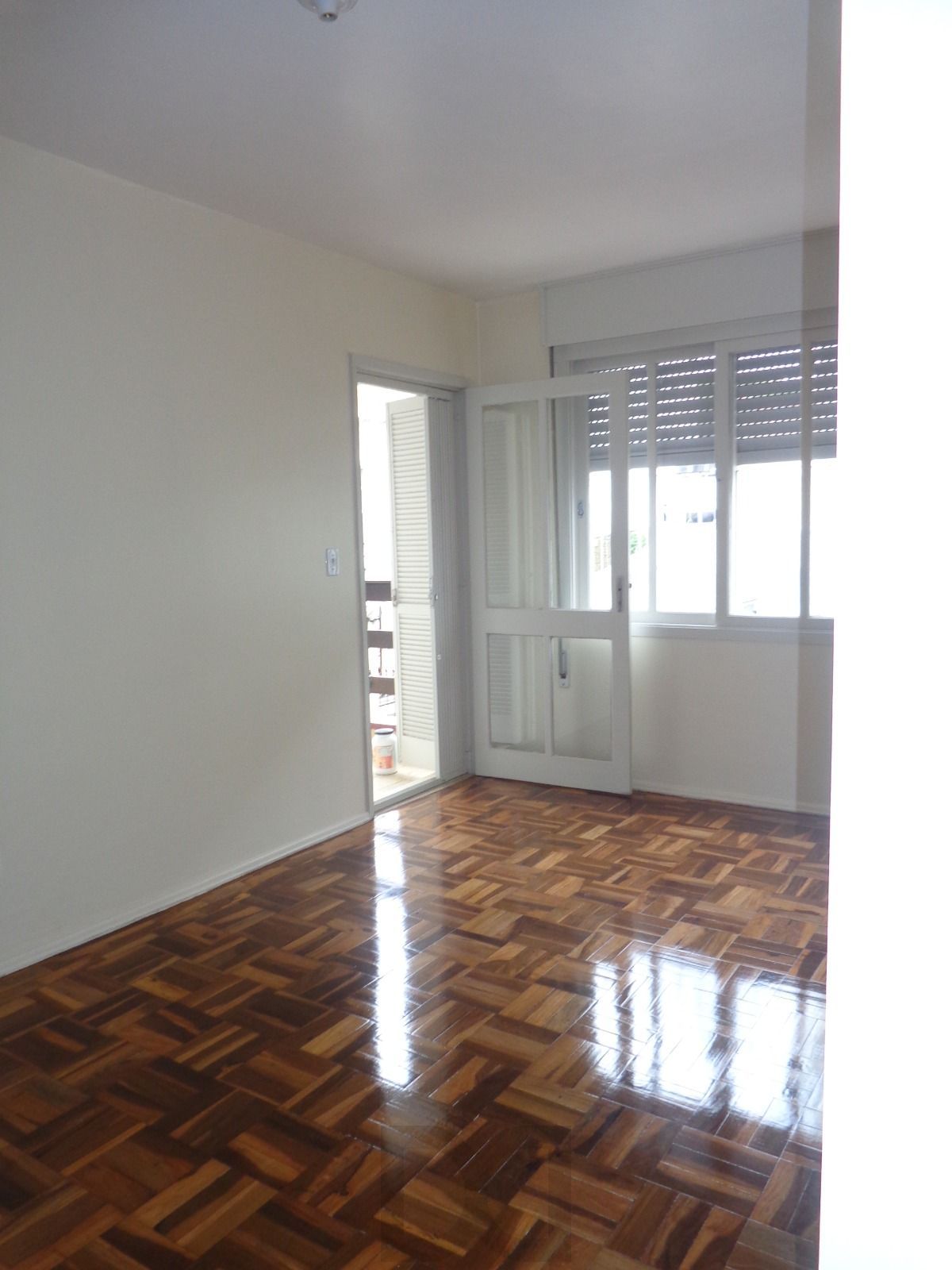 Apto de 01 dormitório, com vaga de garagem e elevador — foto 11
