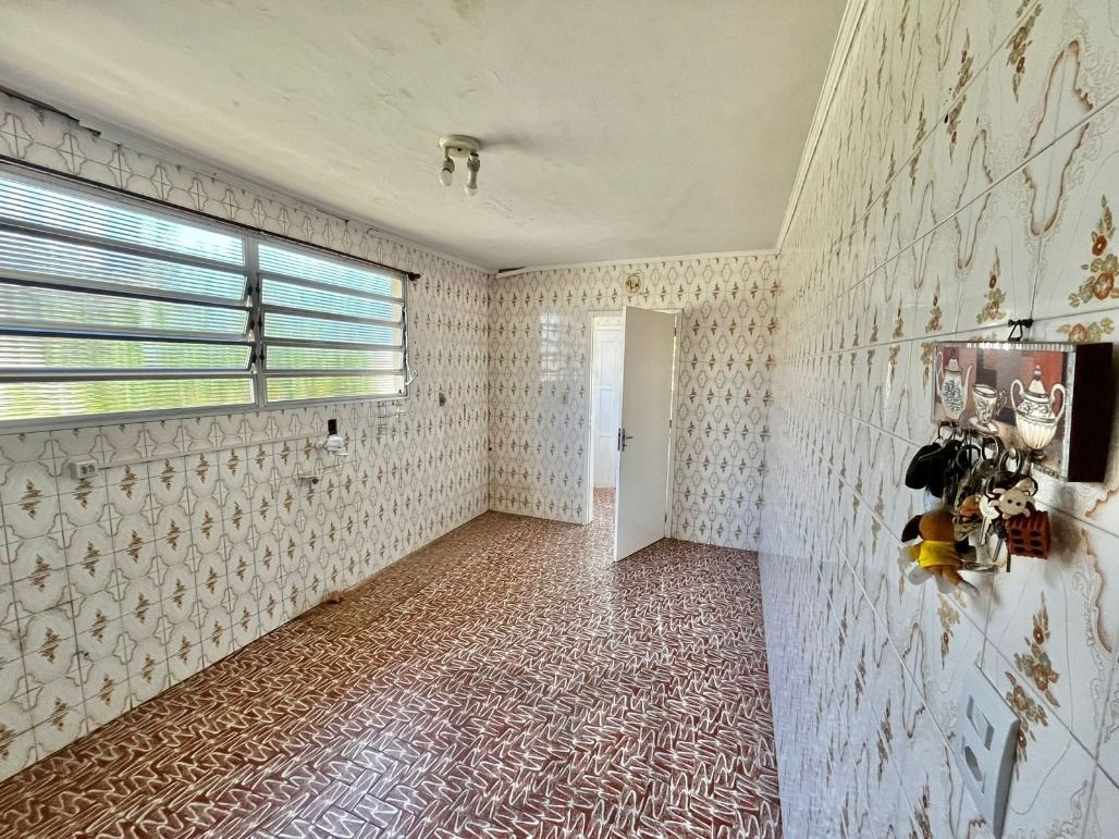 Boa casa térrea, com 03 dormitórios (sendo 01 suíte), sala, 02 banheiros — foto 20