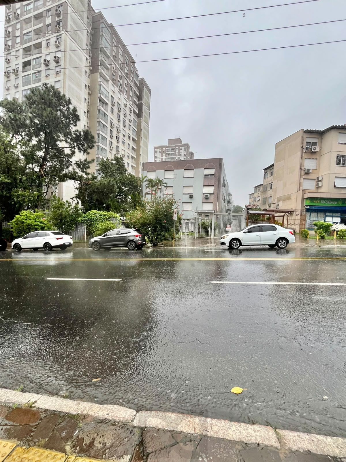 Apto térreo para Venda - 60,56 m², 2 dormitórios, Cristo Redentor, Porto Alegre — foto 2