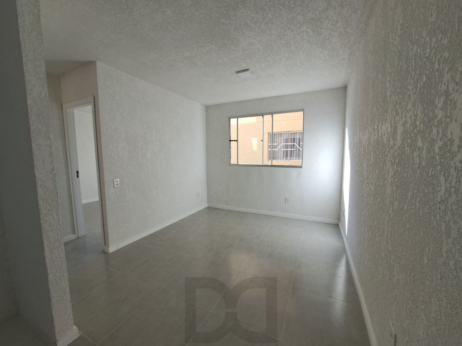 Apto 1 Dormitórios, Térreo, Sala, Cozinha, Banheiro, reformado e 01 vaga garagem — foto 21