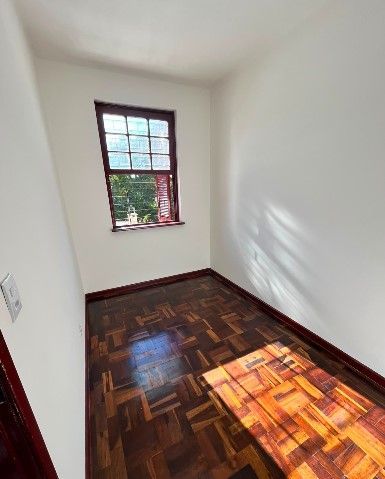 Apto de 02 dorm, sala, banho, cozinha, todo reformado, piso parquet, 01 vaga — foto 11