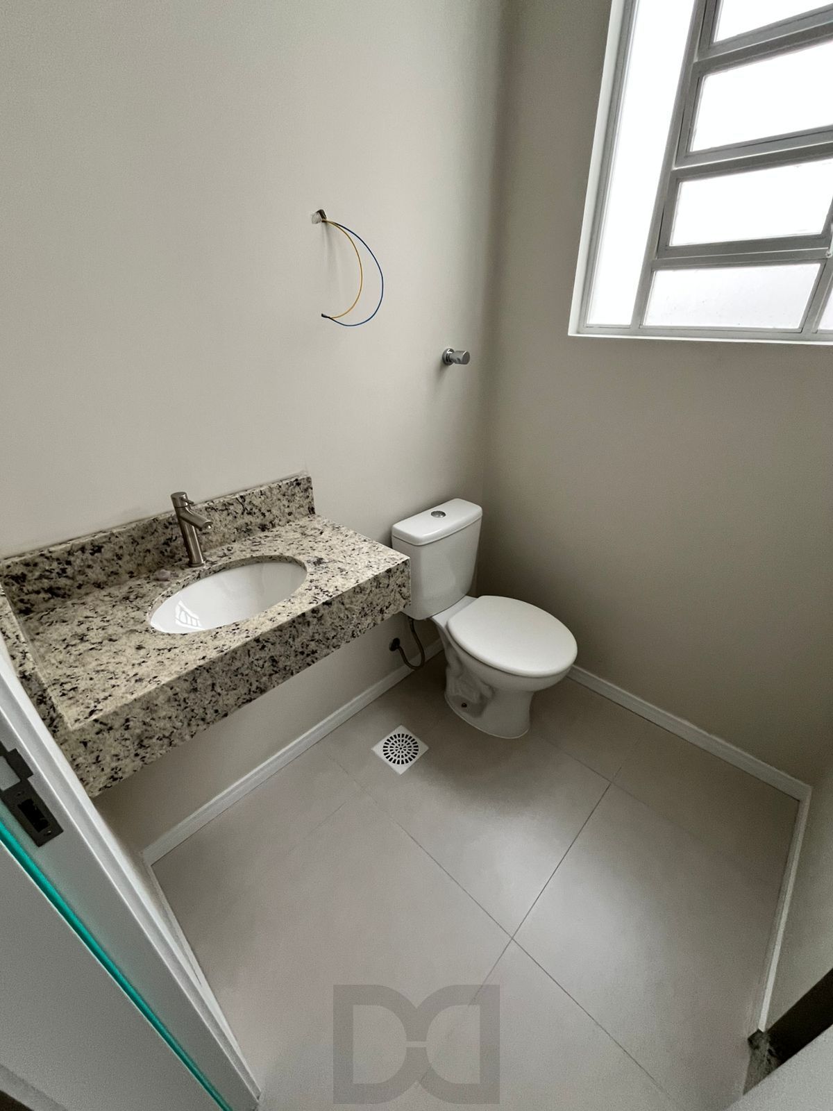 Lindo apto de 01 dorm, com 50 m2, no Passo da Areia, próximo ao Shopping Wallig — foto 16
