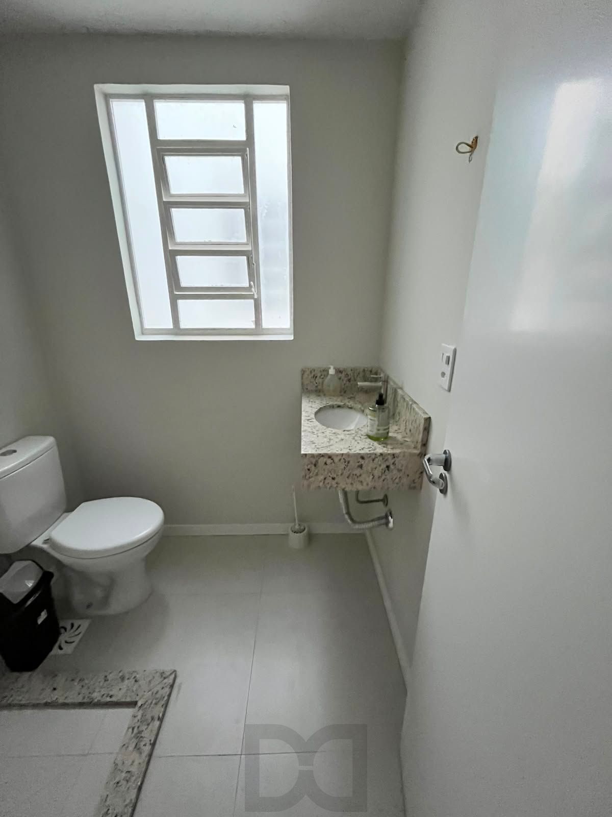 Lindo apto de 01 dorm, com 40,5 m2, no Passo da Areia, próximo ao Shopping Wallig — foto 14