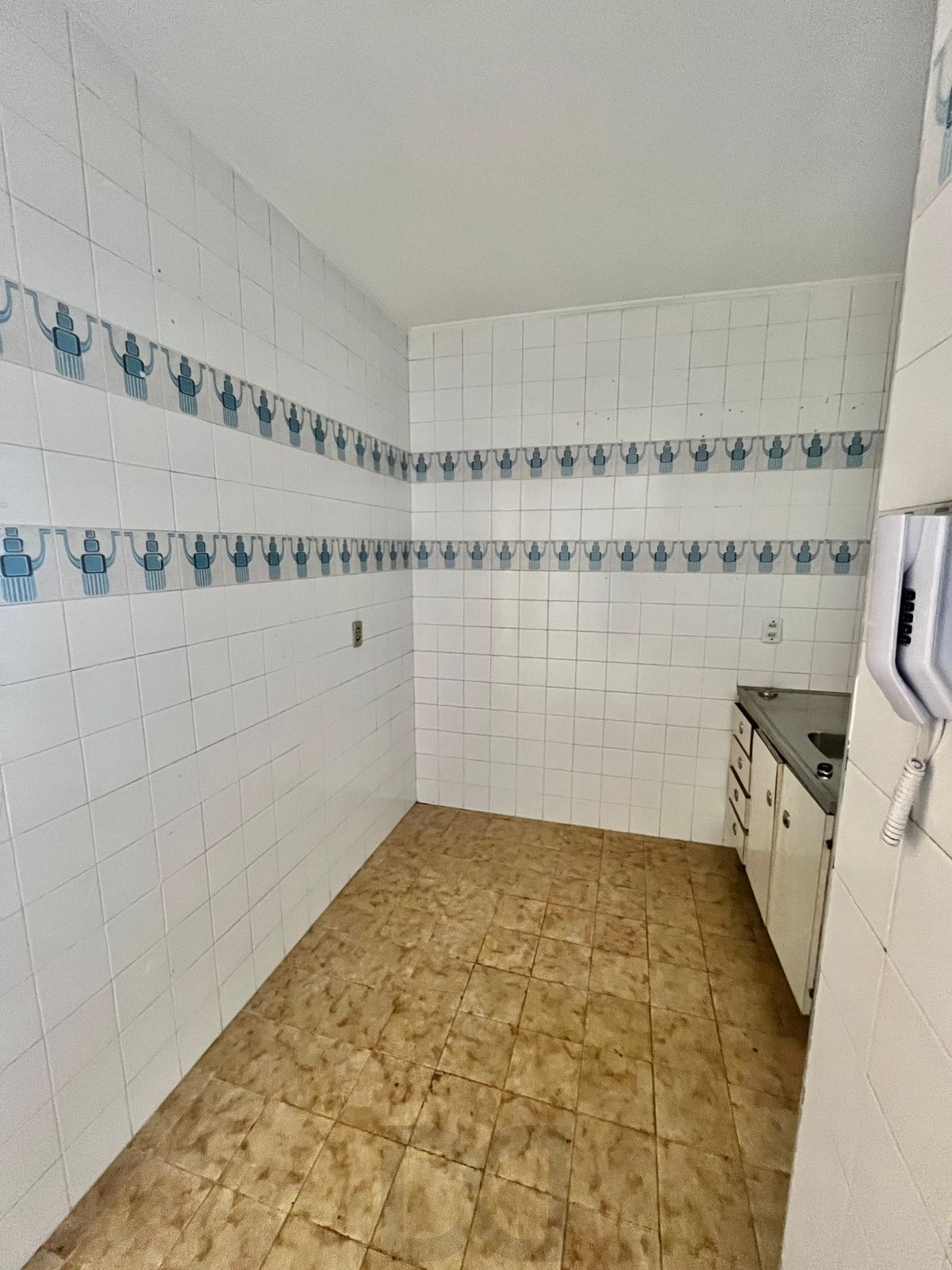 02 dorm, 73 m², sol da tarde, com vaga, dep e banho aux, no Passo da Areia — foto 9