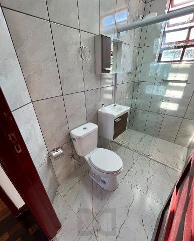 Apto de 02 dorm, sala, banho, cozinha, todo reformado, piso parquet, 01 vaga — foto 14