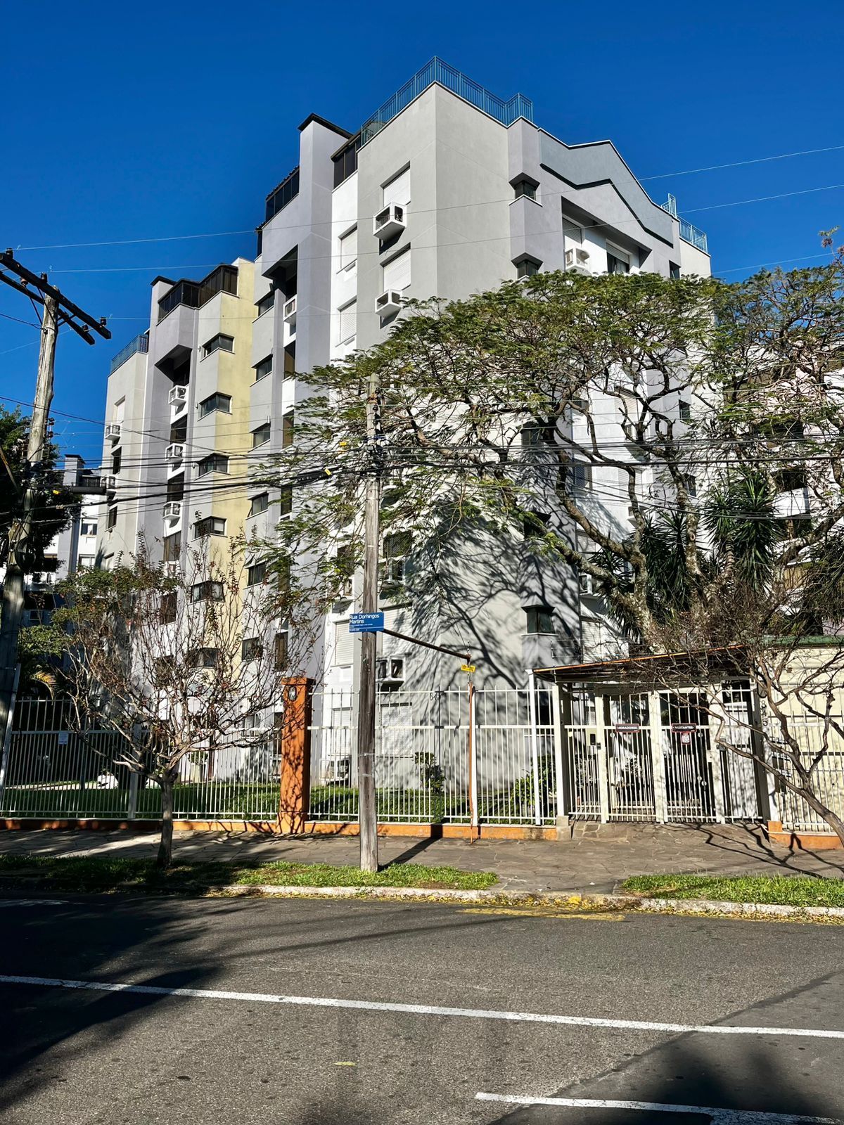 Apto 03 dorm com suíte, térreo, 02 vagas e depósito no Cristo Redentor — foto 3