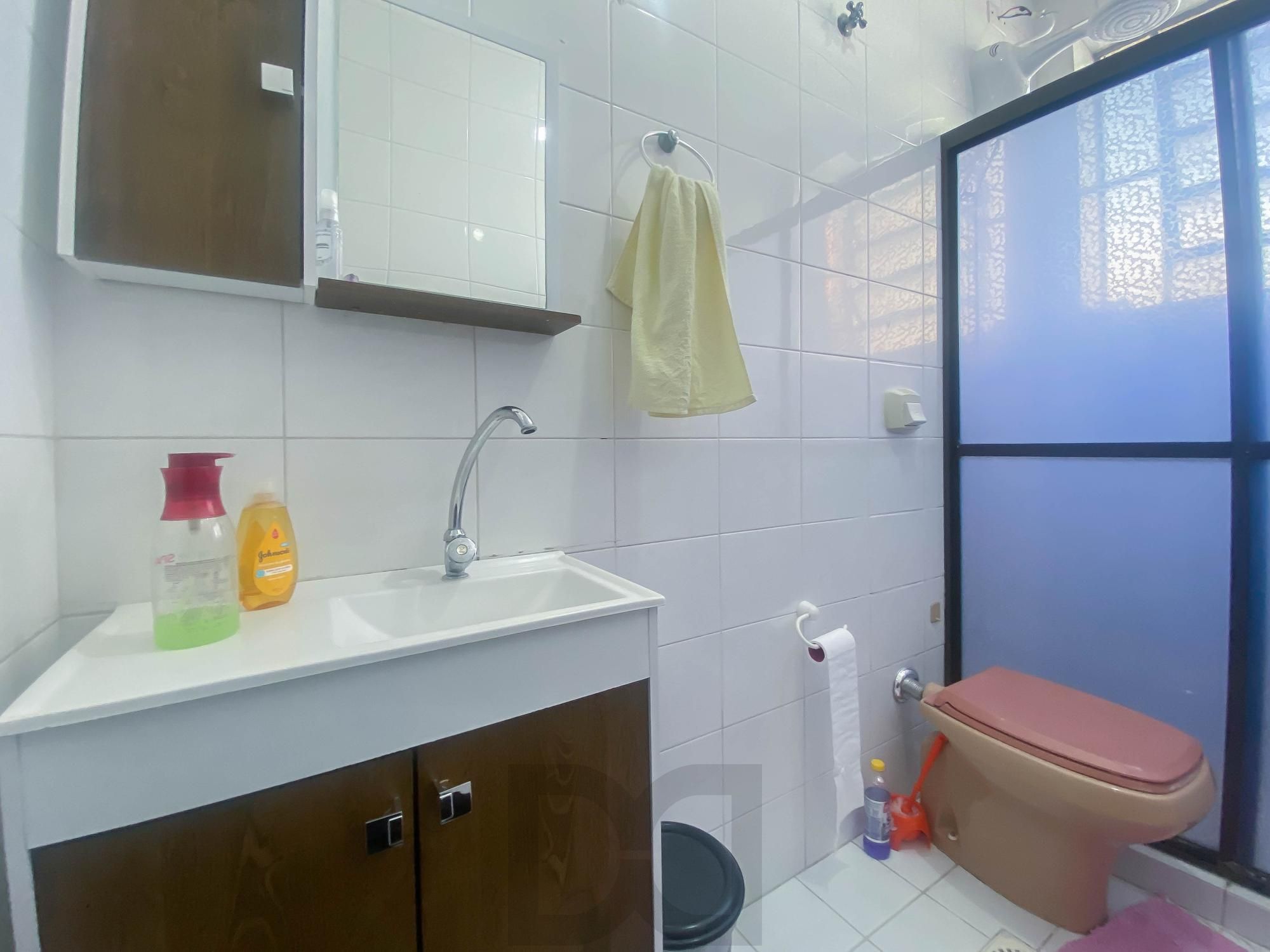 Apartamento à venda na Azenha, Porto Alegre – 1 dormitório, banheiro completo — foto 15