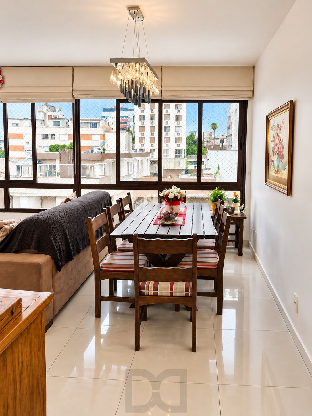 LIVING-COM-JANELAO