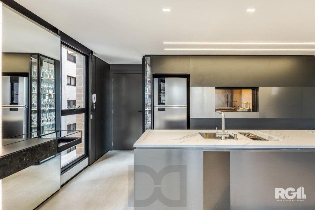 APTO DUPLEX DE 121M² COM 2 DORMITÓRIOS E 2 VAGAS - MONT SERRAT — foto 7