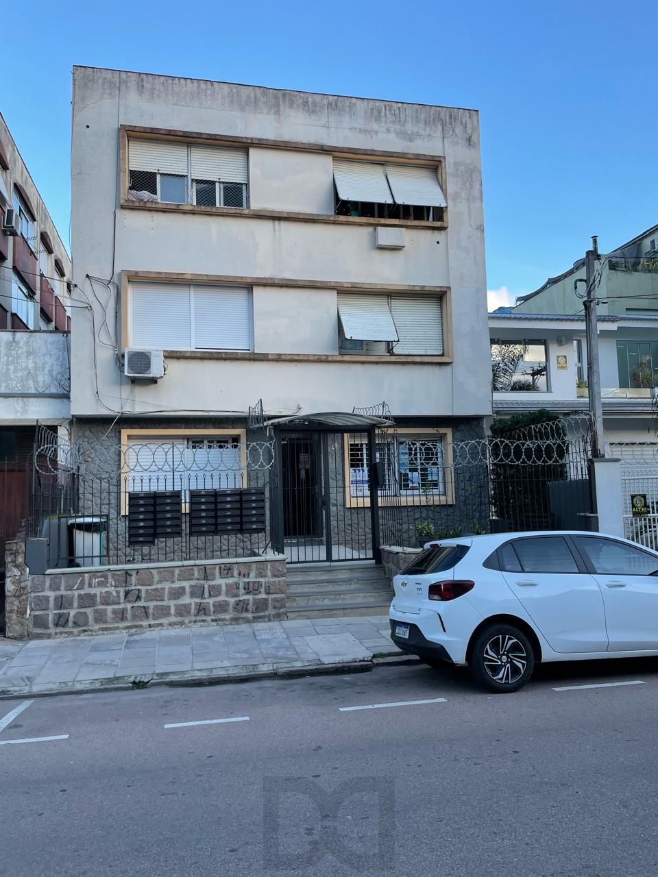 KITNET A VENDA NA CIDADE BAIXA — foto 1