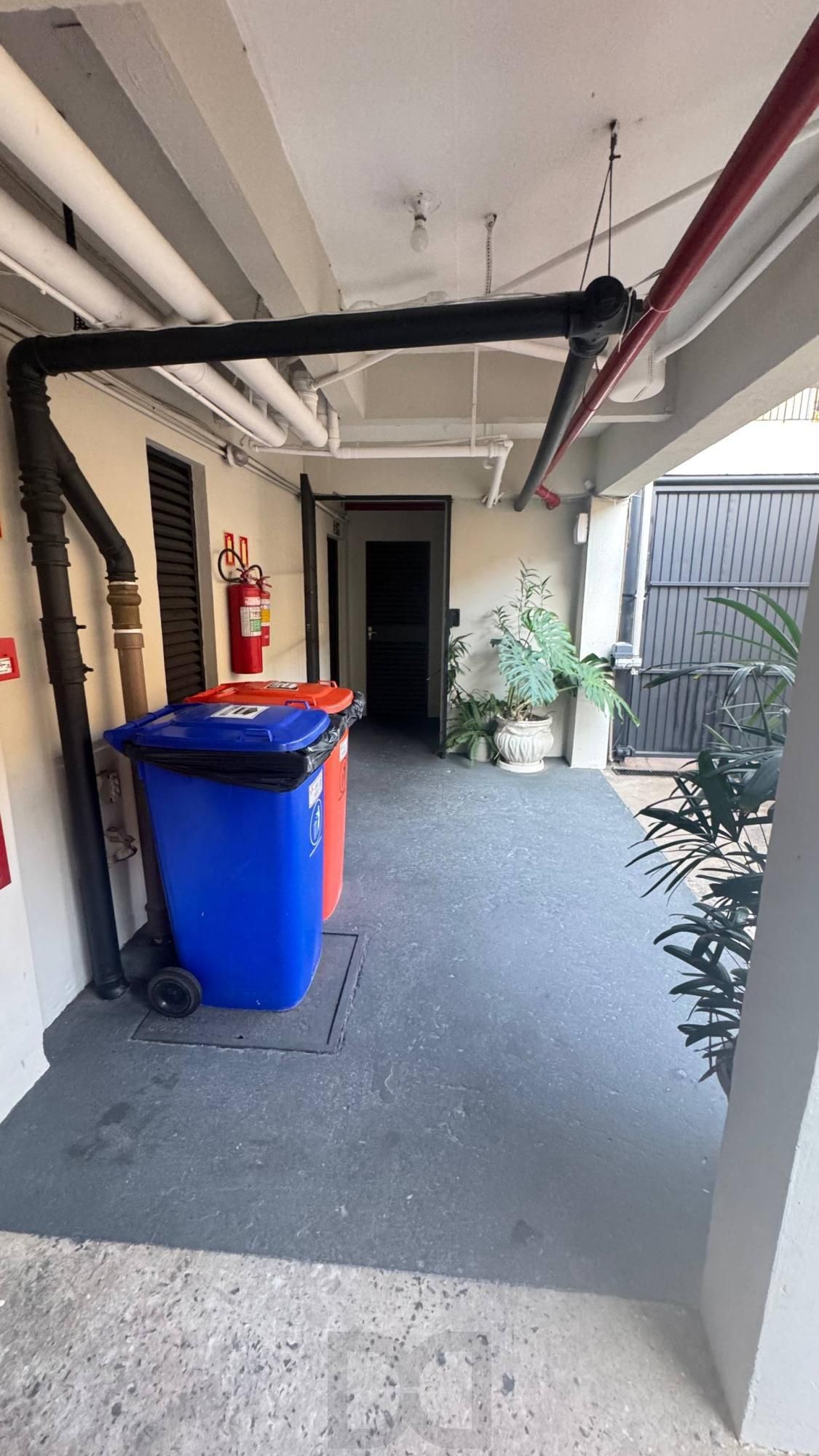 Espaço Lixo Seco Organico.