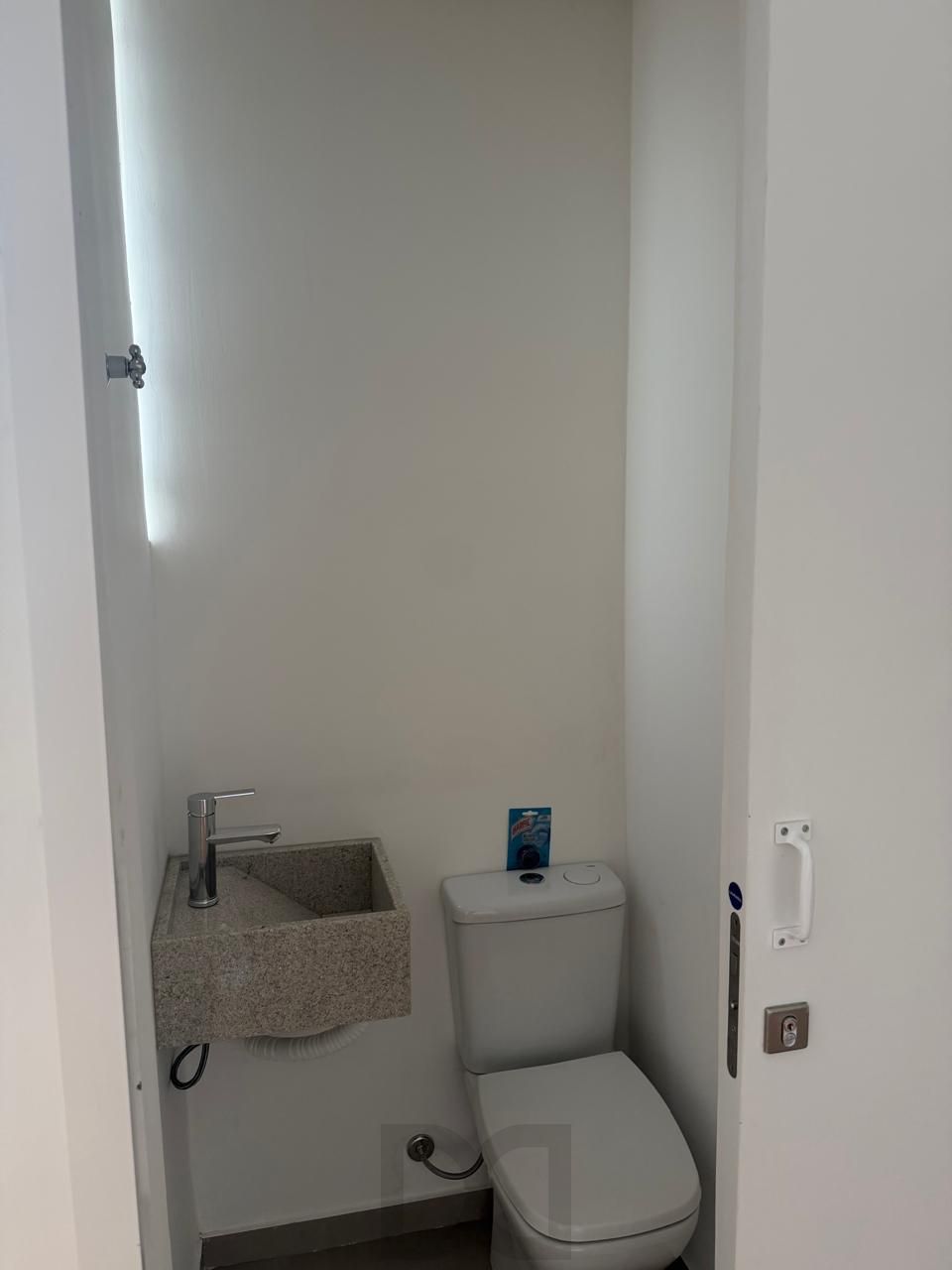 Apartamento de 3 quartos e 2 banheiros, desocupado e pronto para morar — foto 16
