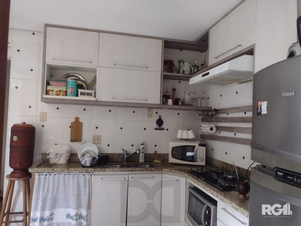 APTO Á VENDA 3 DORMITORIOS SEMI-MOBILIADO. — foto 17
