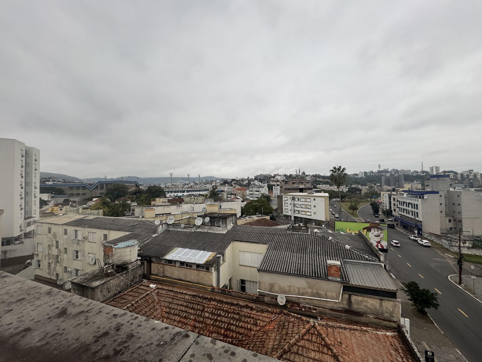 Cobertura de 2 Dormitórios com Suíte, garagem e Vista Panorâmica em Porto Alegre — foto 23