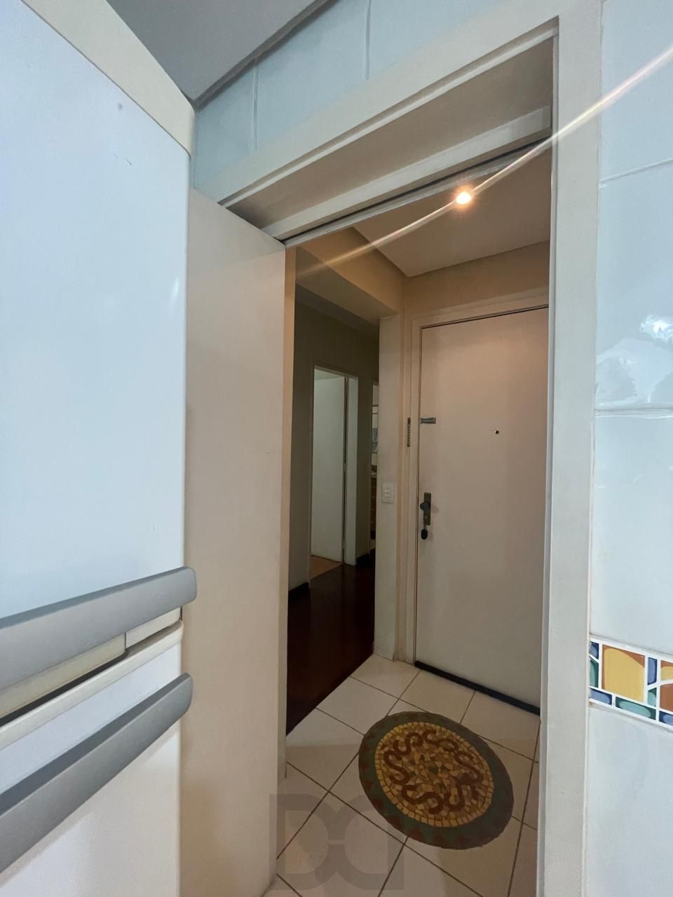 Amplo Apartamento 2 dormitórios com vaga! — foto 8