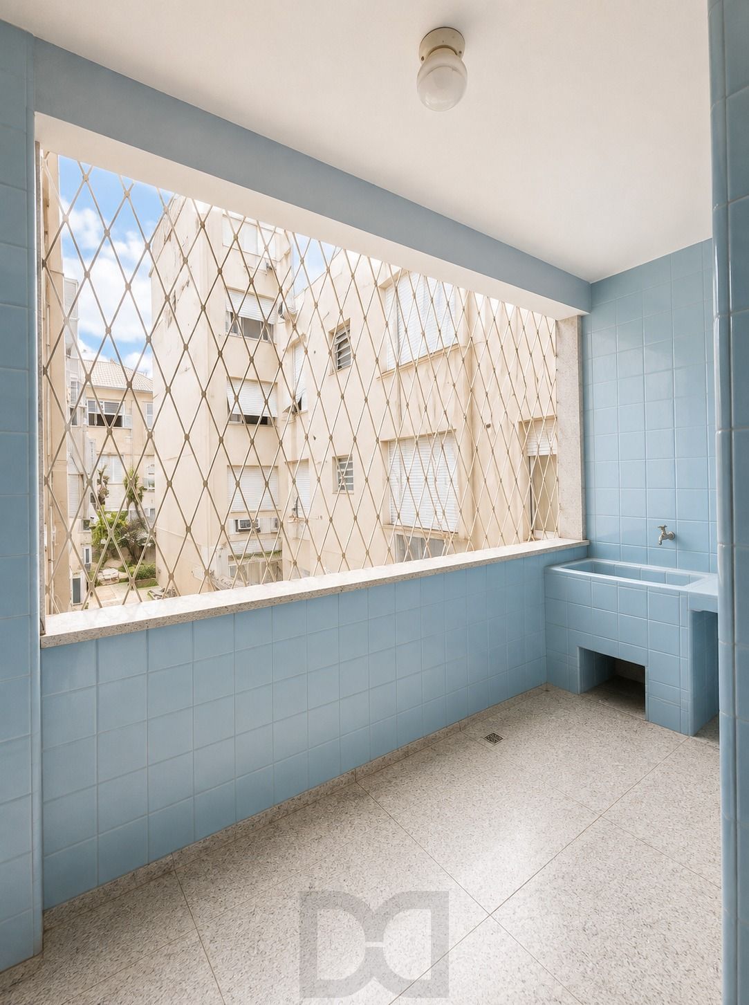 Apartamento 3 dormtórios de frente  bairro Bom Fim- Porto Alegre — foto 7