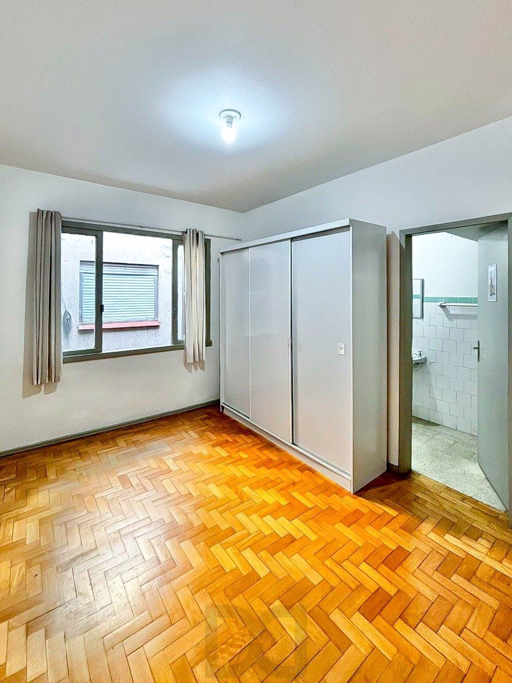 APARTAMENTO 1 DORMITÓRIO À VENDA NO CENTRO HISTÓRICO DE PORTO ALEGRE – 42M² — foto 7