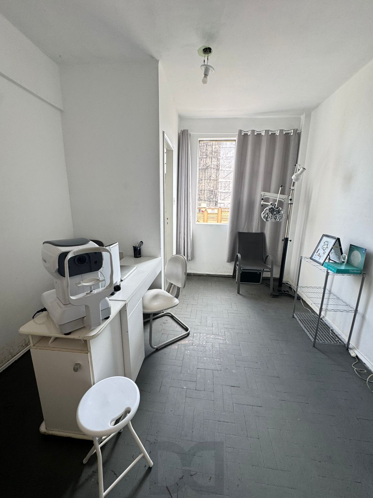 Consultório Vista para o Guaíba, 2 Ambientes e Banheiro - Galeria do Rosário — foto 9