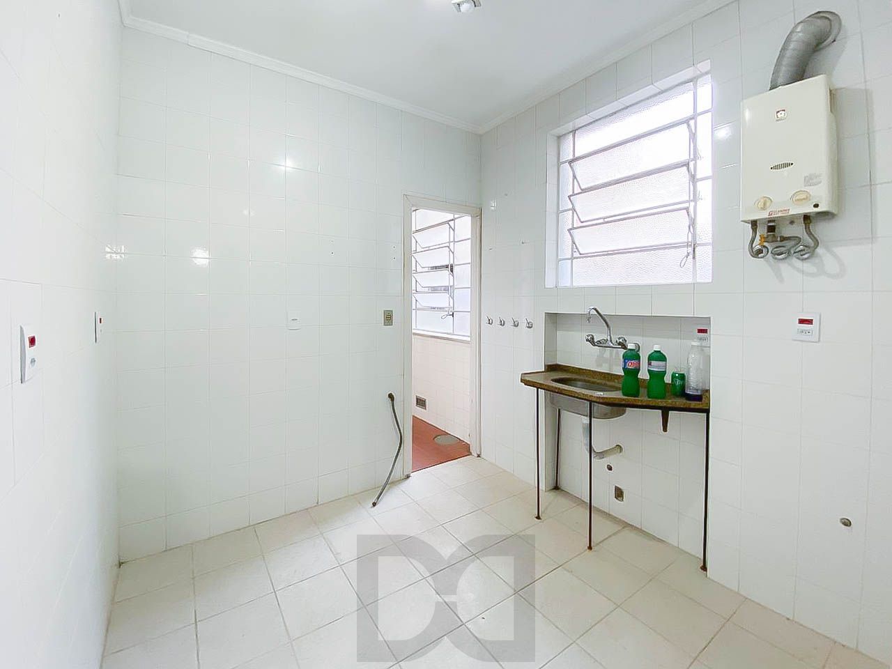Apartamento amplo de 3 dormitórios, ensolarado, com portaria 24h próximo à UFRGS — foto 22