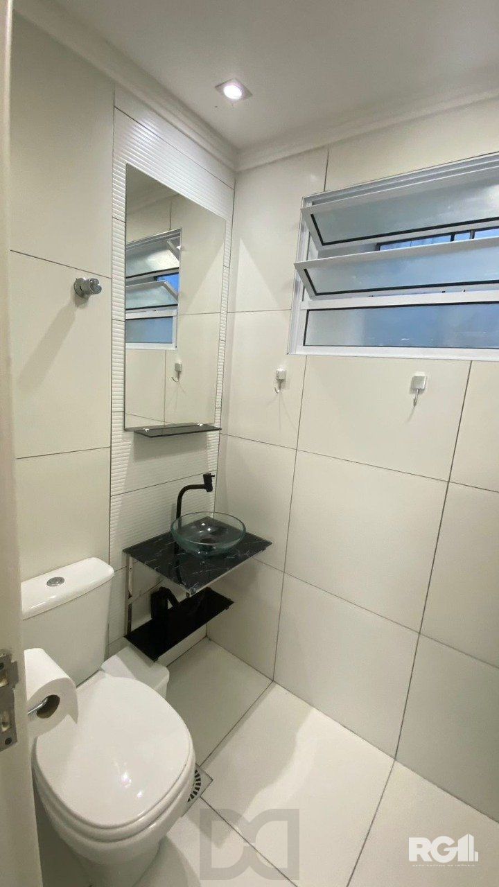 Apartamento, desocupado e pronto para receber você no coração da Cidade Baixa em Porto Alegre — foto 8