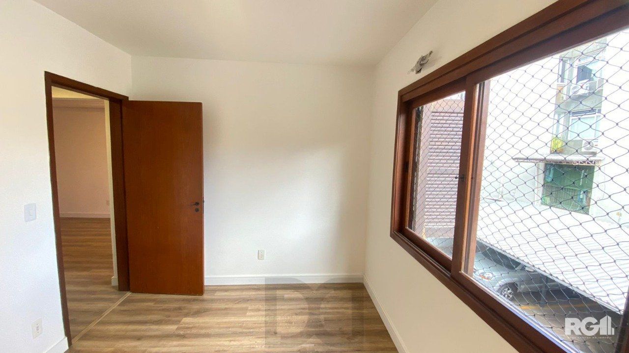 Apartamento 1 Dormitório com Garagem e Elevador no Bairro Santana — foto 10