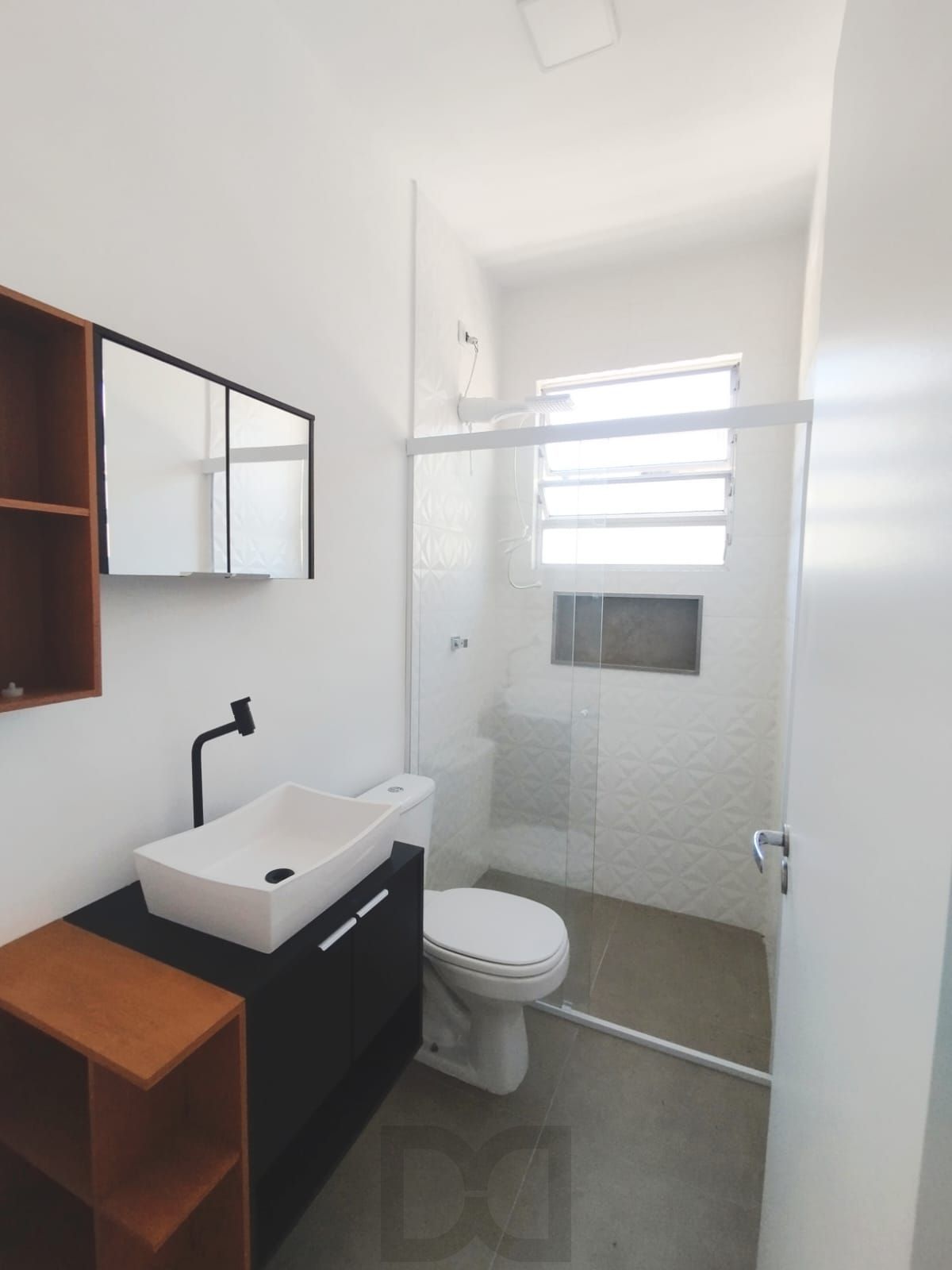 apartamento-banheiro-box