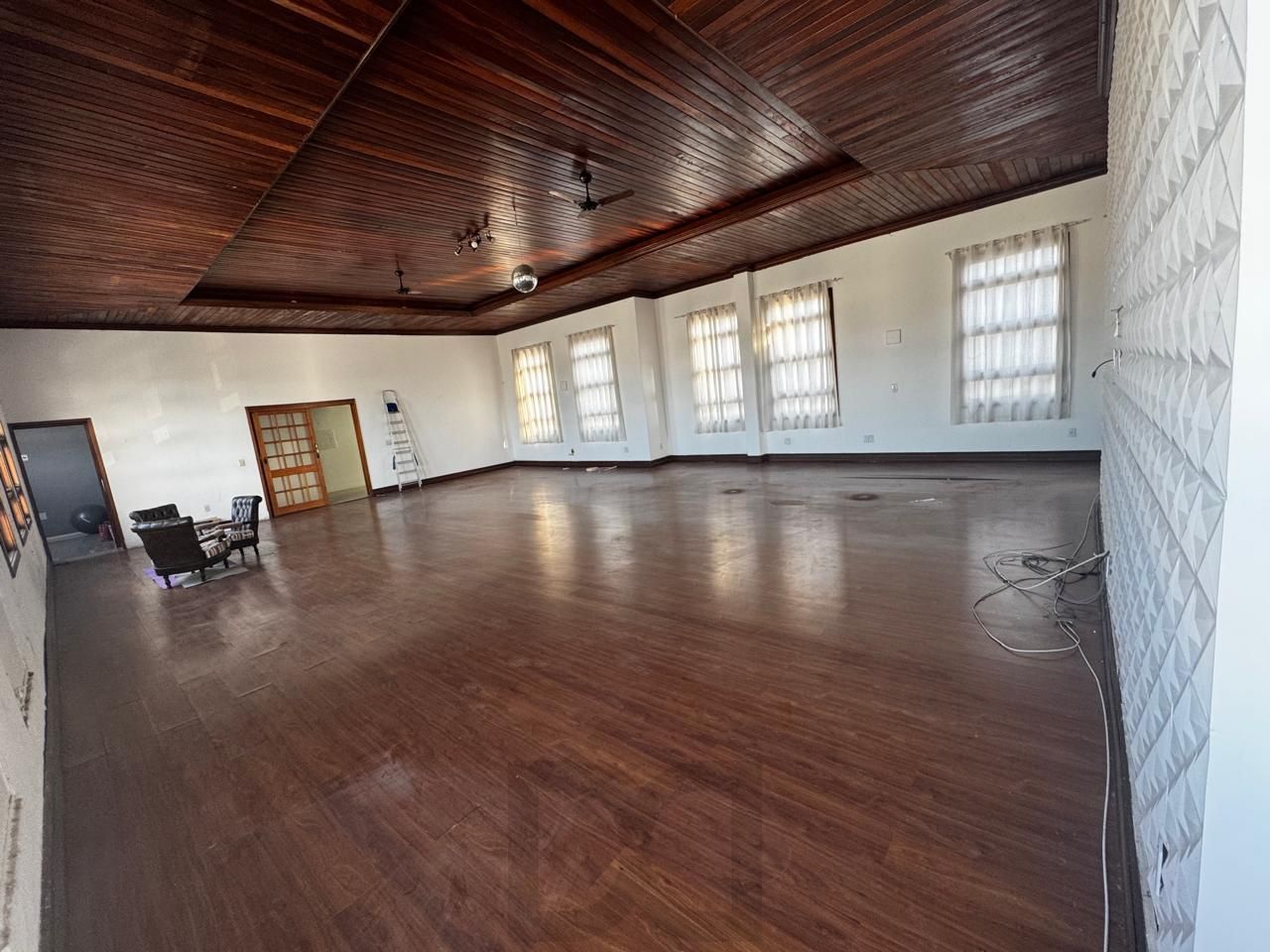 Cobertura com Vista Panorâmica para a Redenção – 4 Dormitórios, 2 Suítes – Porto Alegre — foto 14