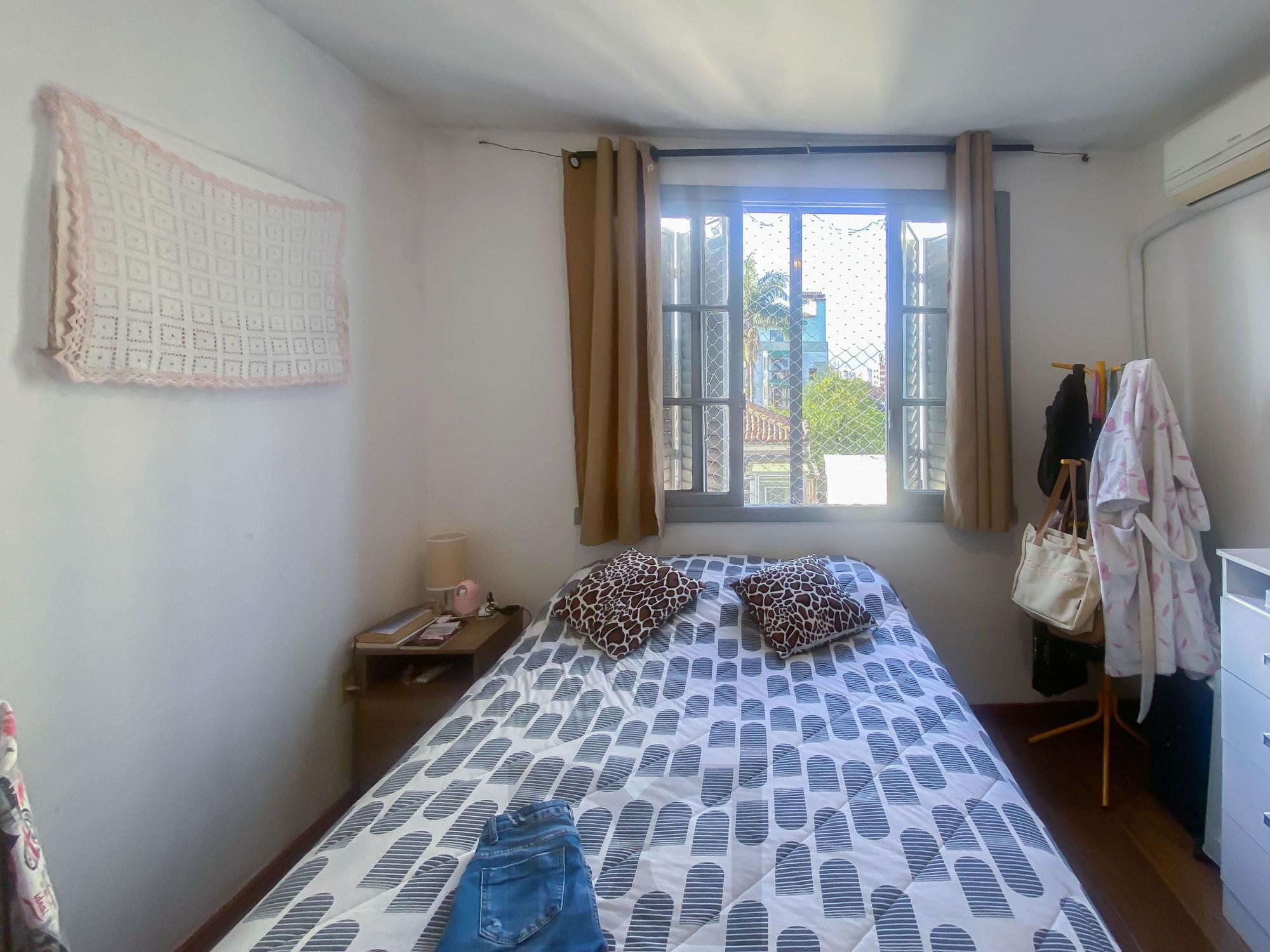 Apartamento à venda na Azenha, Porto Alegre – 1 dormitório, banheiro completo — foto 4