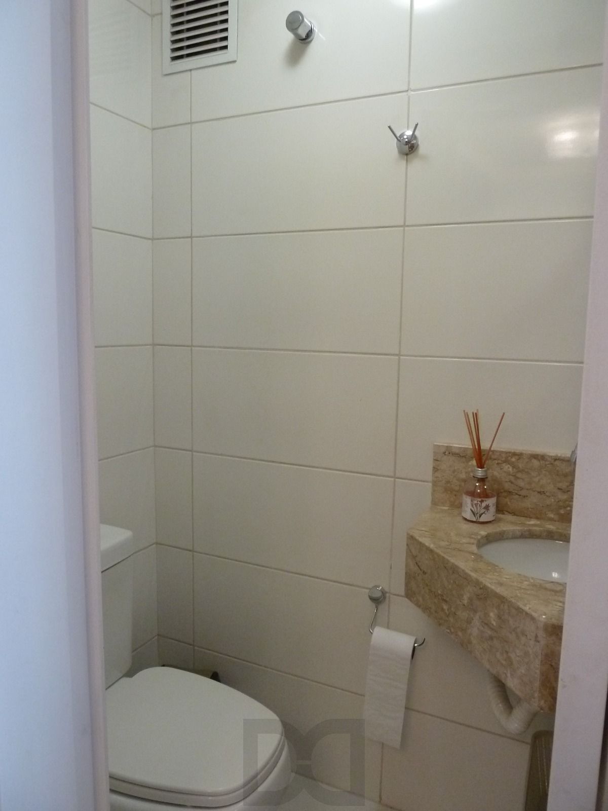 Apartamento de 1 Dormitório com Suíte e Vaga Escriturada na Cidade Baixa — foto 14