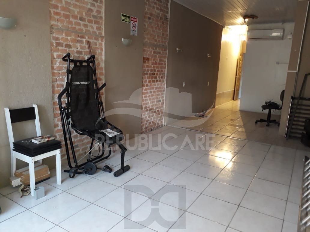 CASA 3 DORMITORIOS NA ASSIS BRASIL — foto 26
