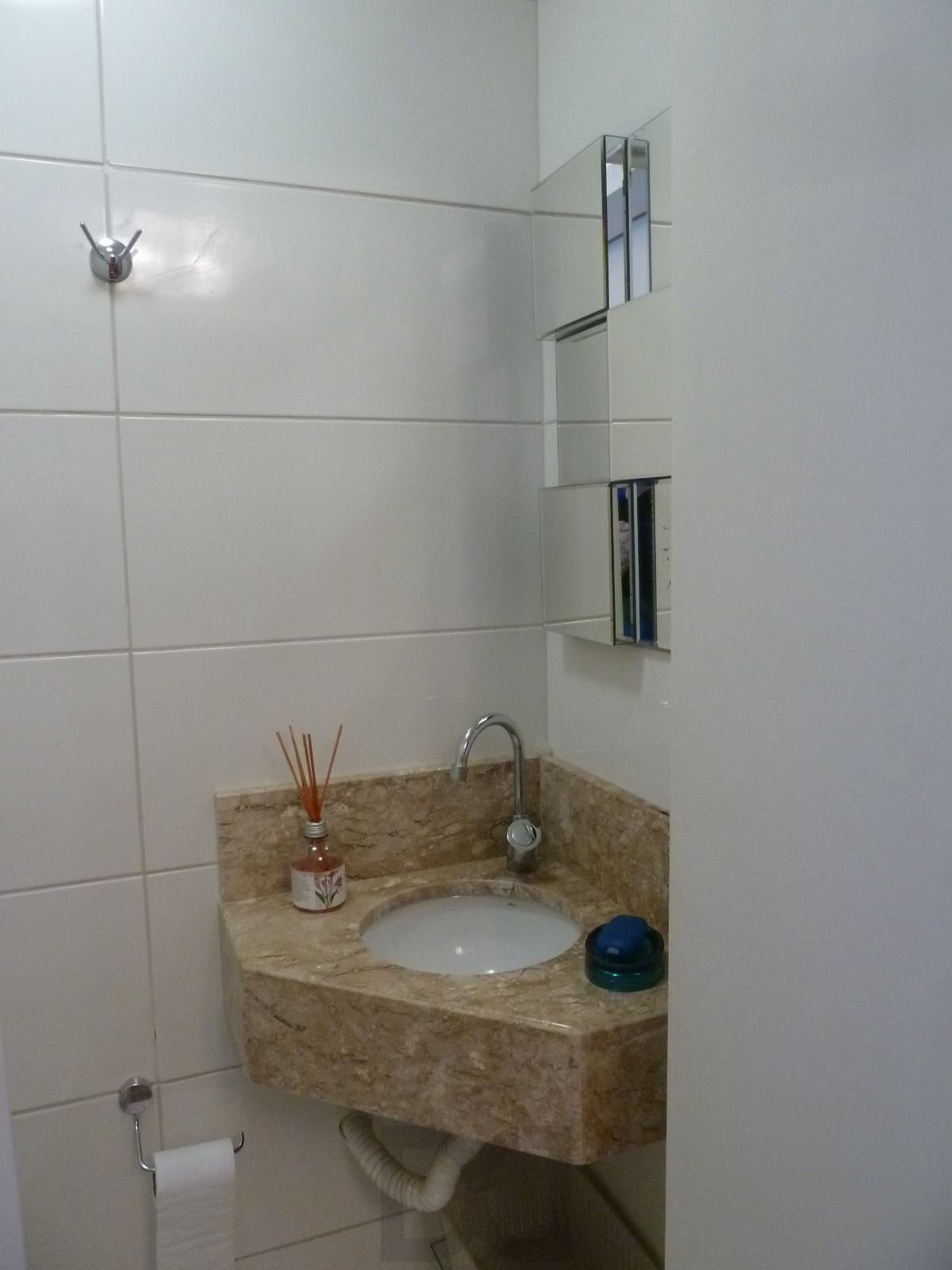 Apartamento de 1 Dormitório com Suíte e Vaga Escriturada na Cidade Baixa — foto 13