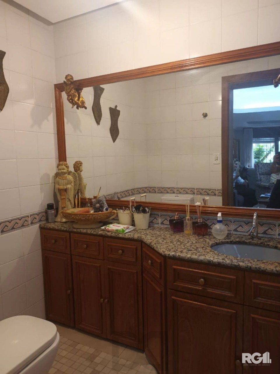CASA AMPLA 3 DORMITÓRIOS NO ANDAR SUPERIOR NA CIDADE BAIXA . — foto 15