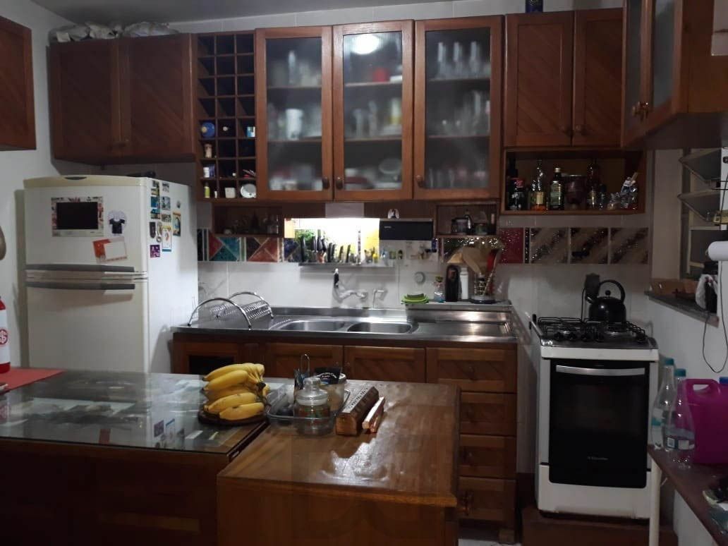 COZINHA-COM-ARMARIOS-PLANEJADOS
