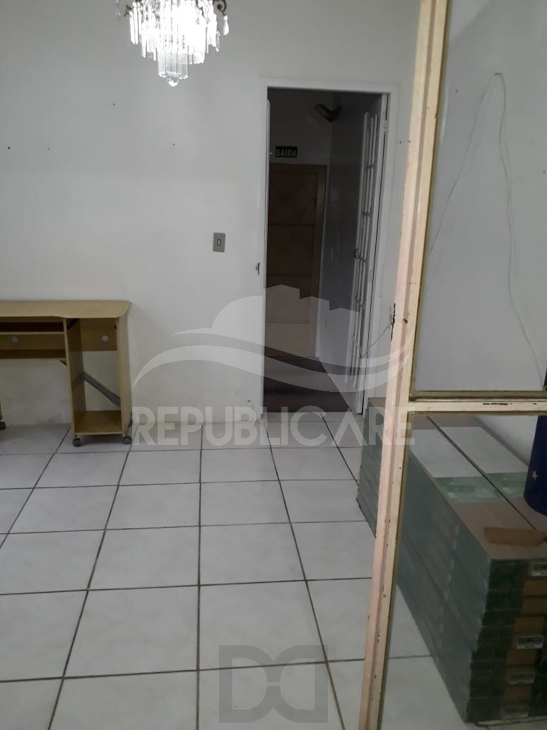 CASA 3 DORMITORIOS NA ASSIS BRASIL — foto 22