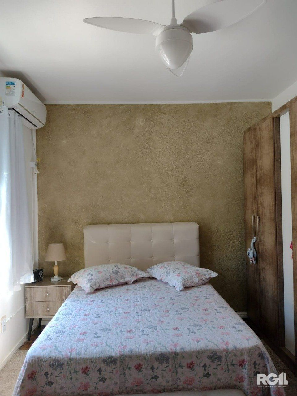 Apartamento de 2 dormitórios,  sala, cozinha, área de serviço separada, banheiro social. — foto 11