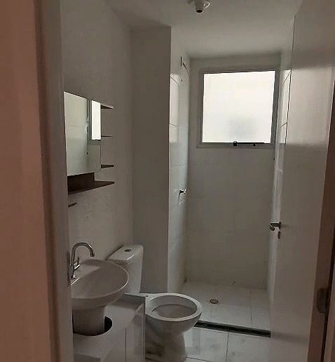 Apartamento de 2 dormitórios com garagem desocupado. — foto 16