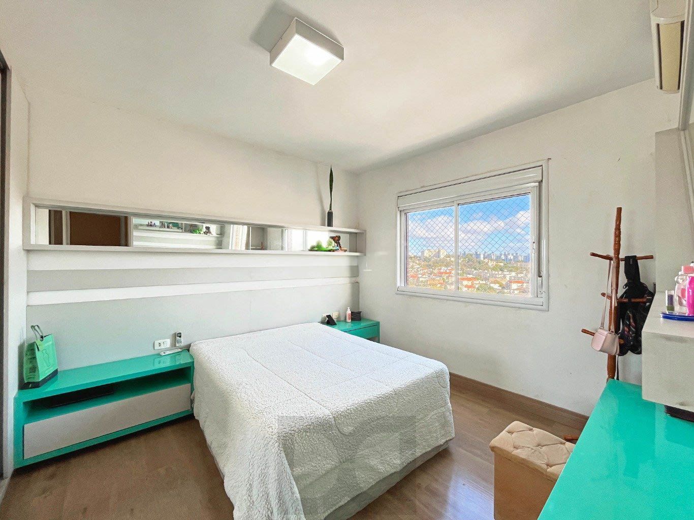 DORMITORIO-COM-ARMARIO