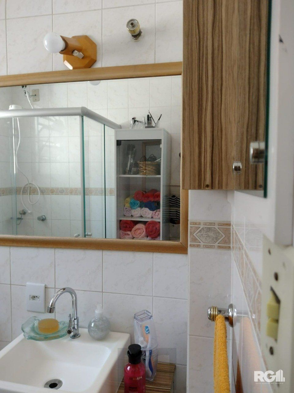 Apartamento de 2 dormitórios,  sala, cozinha, área de serviço separada, banheiro social. — foto 7