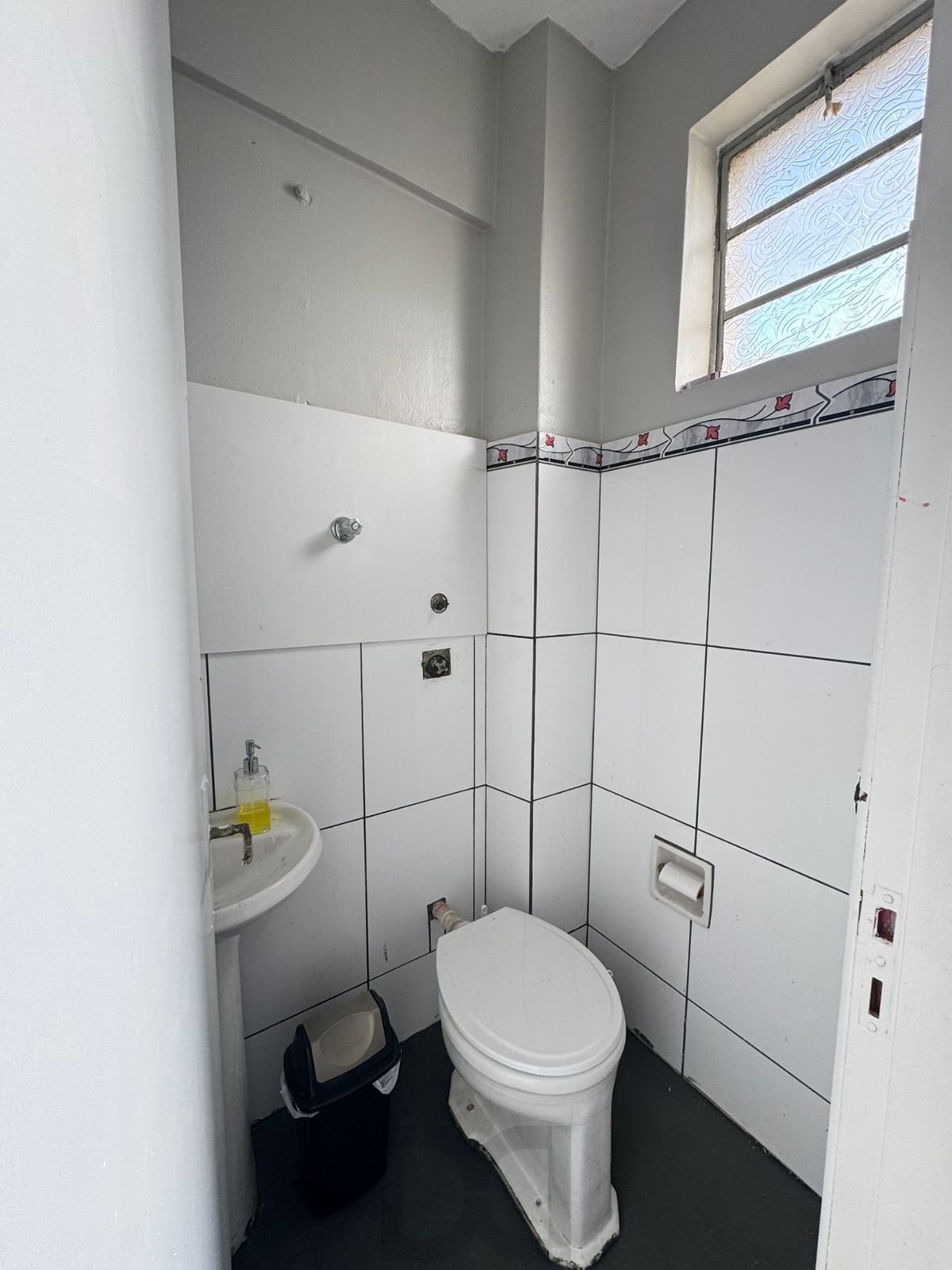 Consultório Vista para o Guaíba, 2 Ambientes e Banheiro - Galeria do Rosário — foto 14